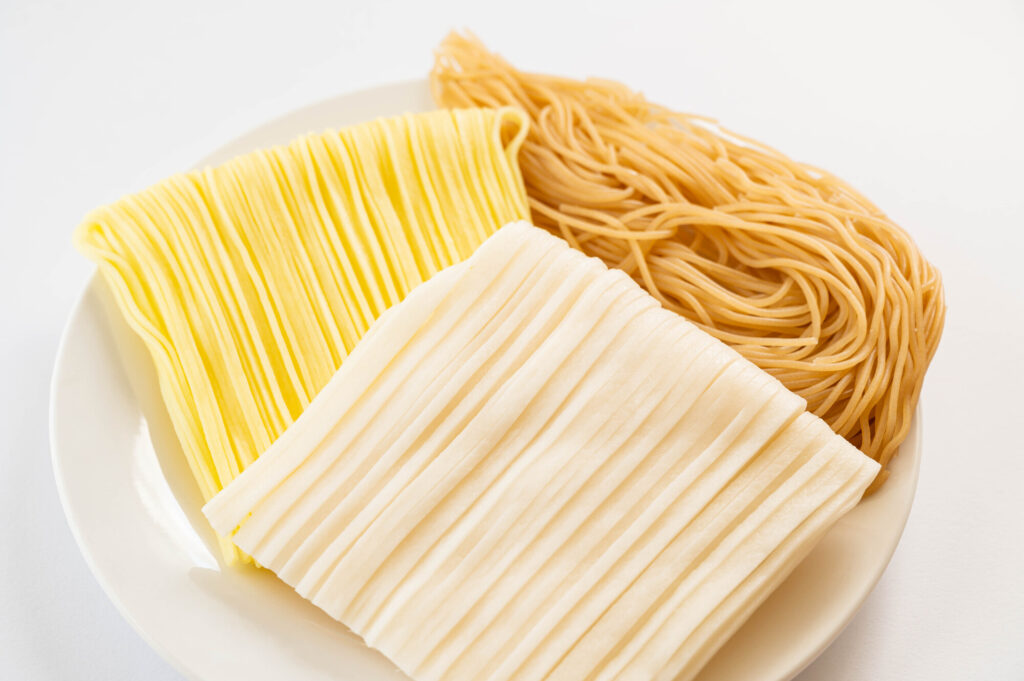 麺類の種類一覧!意外と知らない麺の基本をまとめて紹介 麺の話 | 津村製麺所|株式会社ツムラ